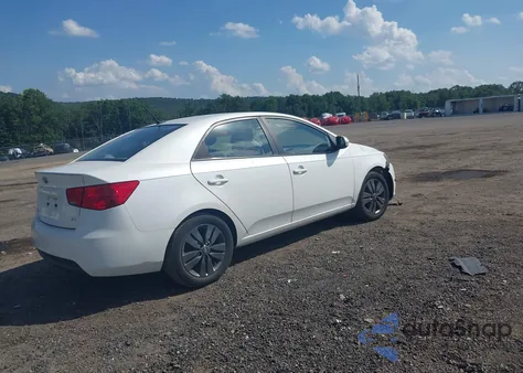 2013 Kia Forte Ex z USA, uszkodzony, nr VIN KNAFU4A20D5716232